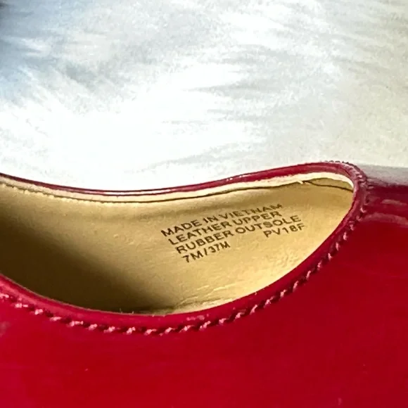 EUC Michael Kors Abbi Flex Pump in Maroon - Picture 4 of 8